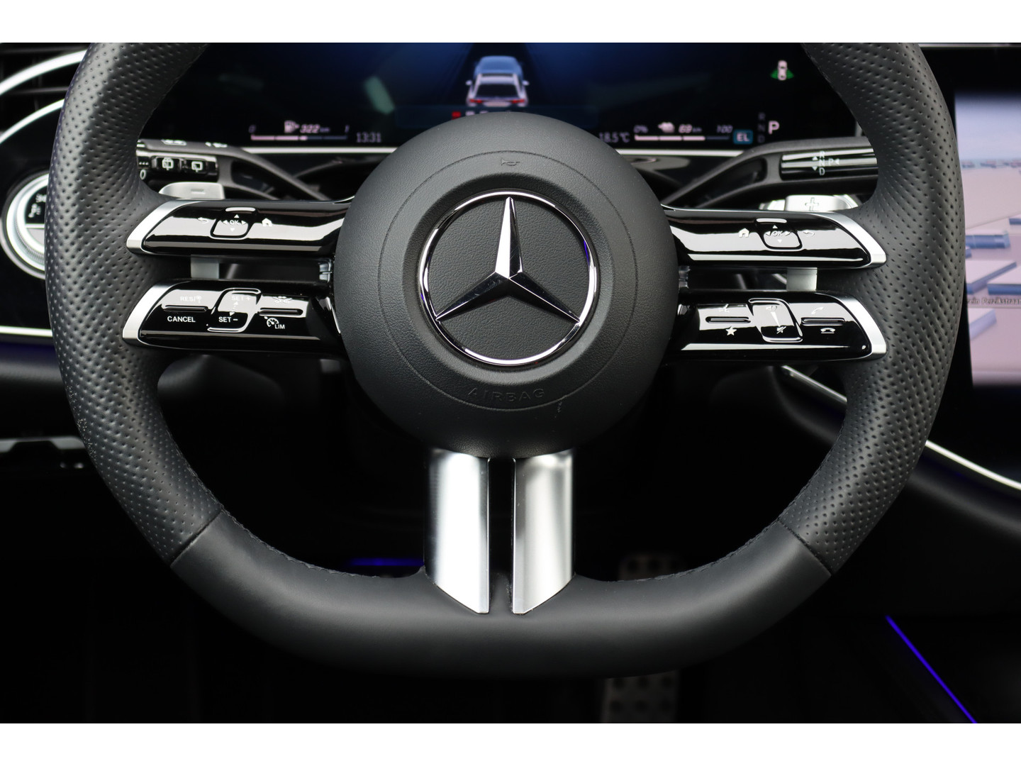 Mercedes-Benz Mercedes-Benz