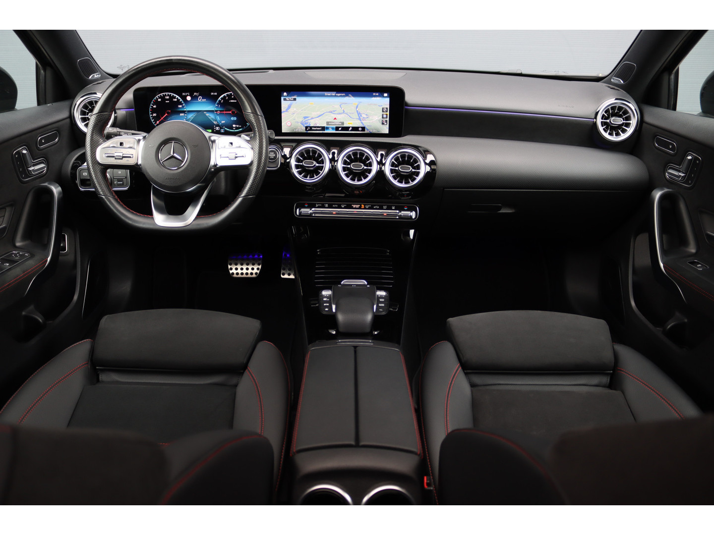 Mercedes-Benz Mercedes-Benz