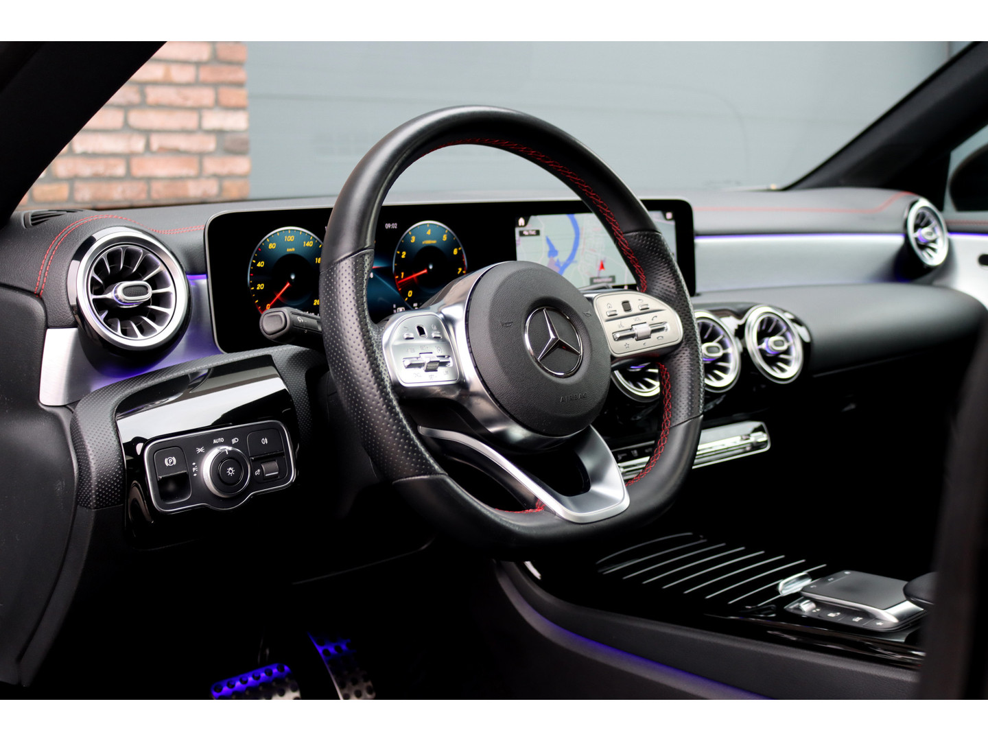 Mercedes-Benz Mercedes-Benz