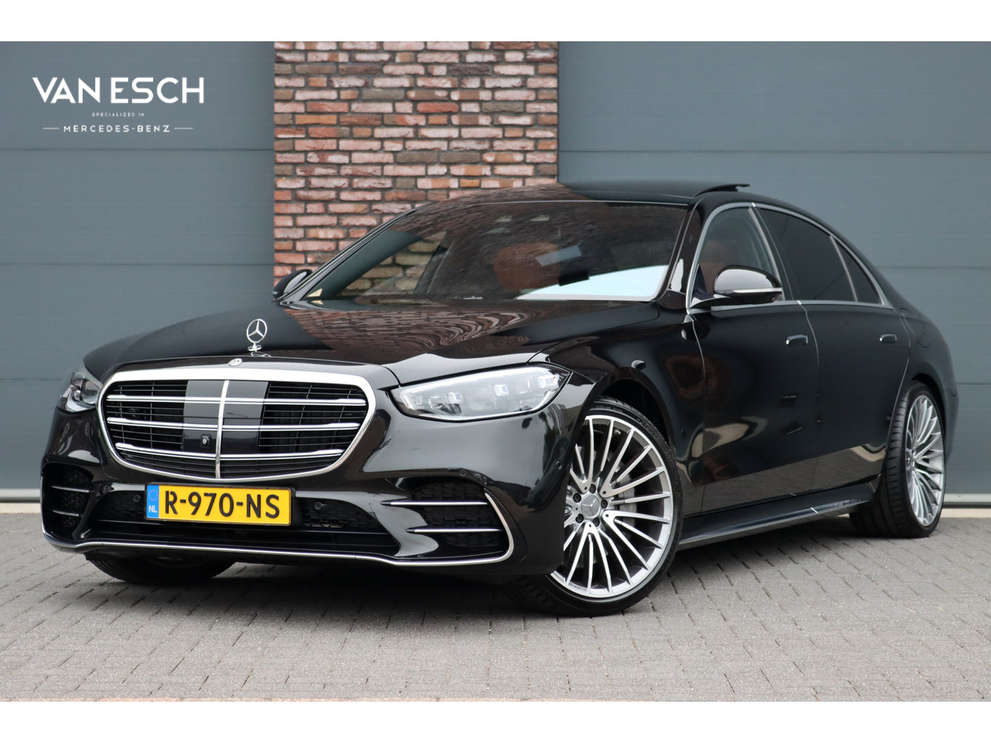 Mercedes-Benz Mercedes-Benz