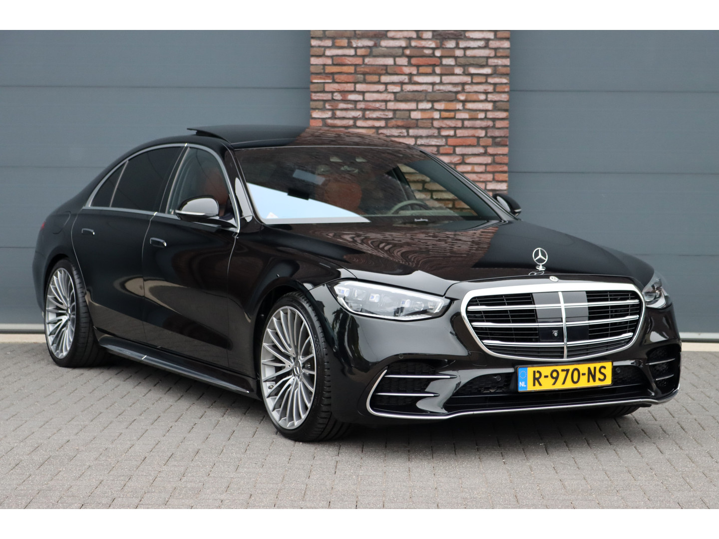 Mercedes-Benz Mercedes-Benz