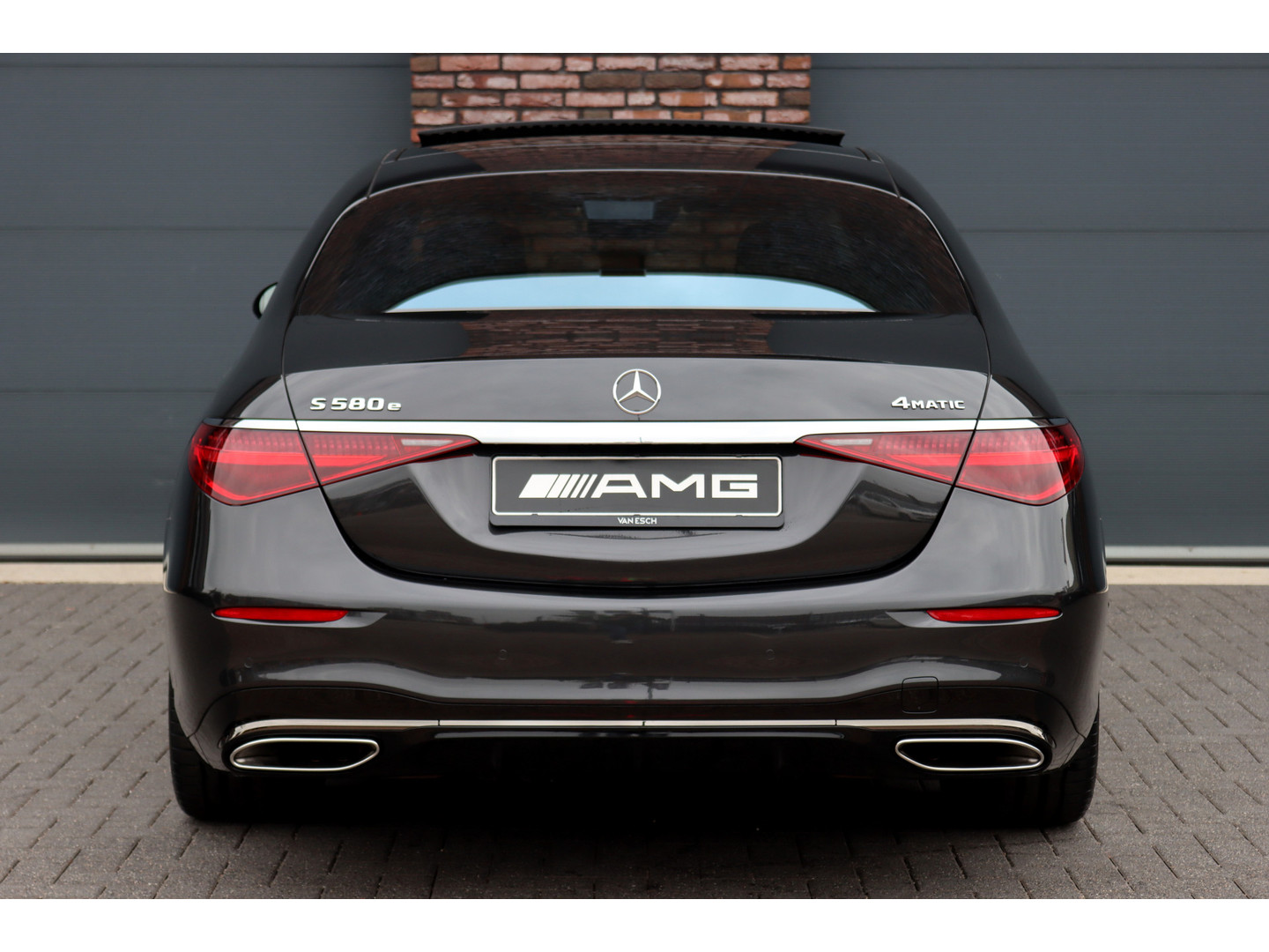Mercedes-Benz Mercedes-Benz