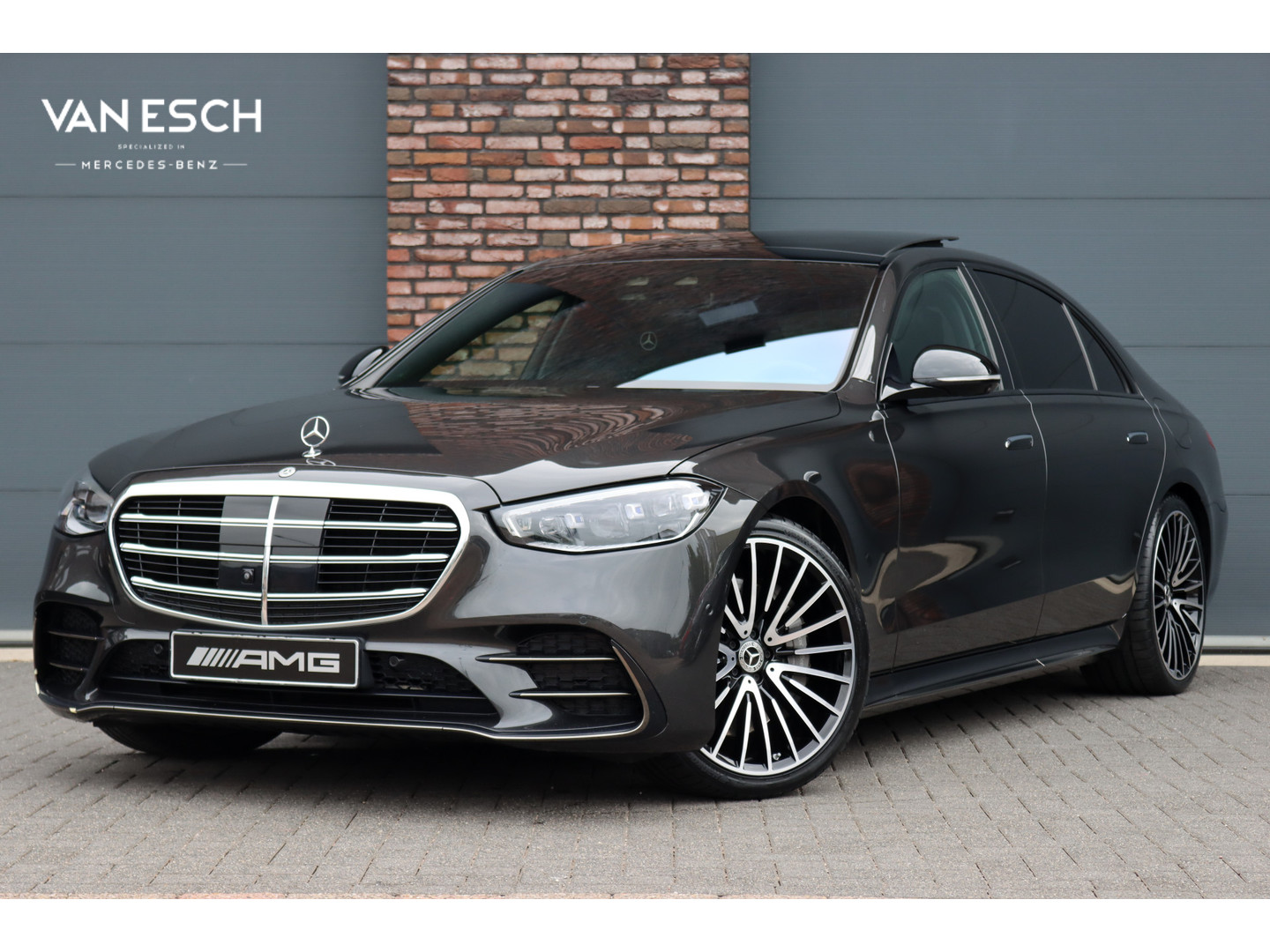 Mercedes-Benz Mercedes-Benz