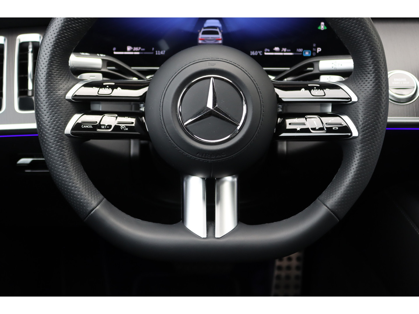 Mercedes-Benz Mercedes-Benz