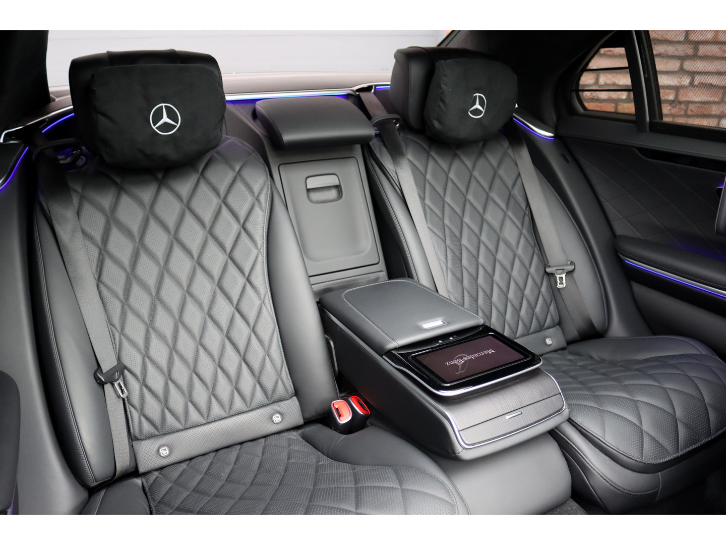 Mercedes-Benz Mercedes-Benz