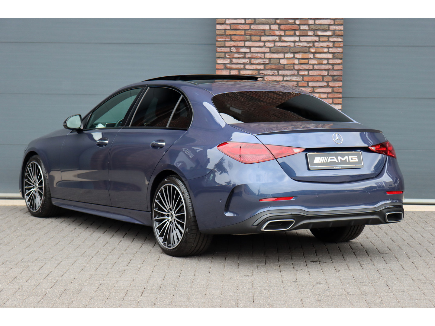 Mercedes-Benz Mercedes-Benz