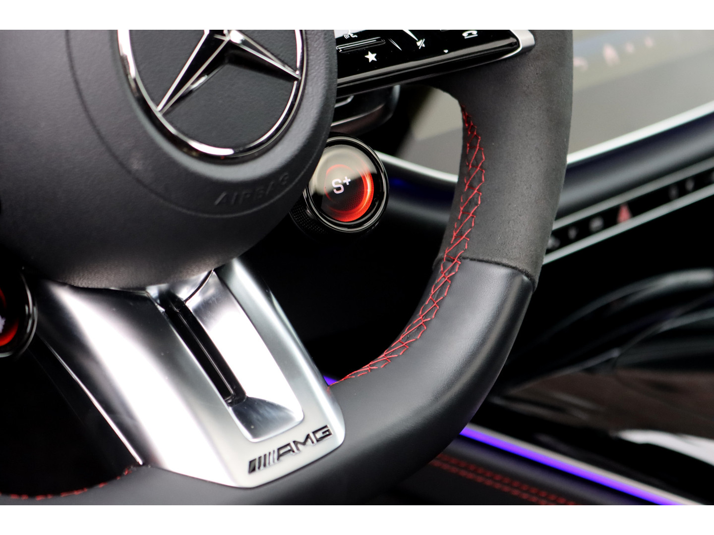 Mercedes-Benz Mercedes-Benz
