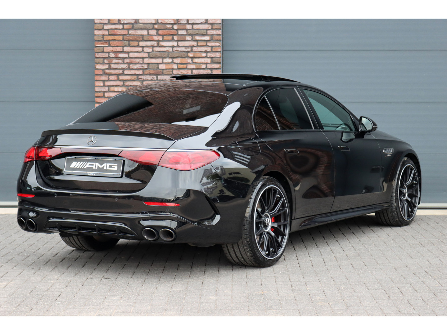 Mercedes-Benz Mercedes-Benz
