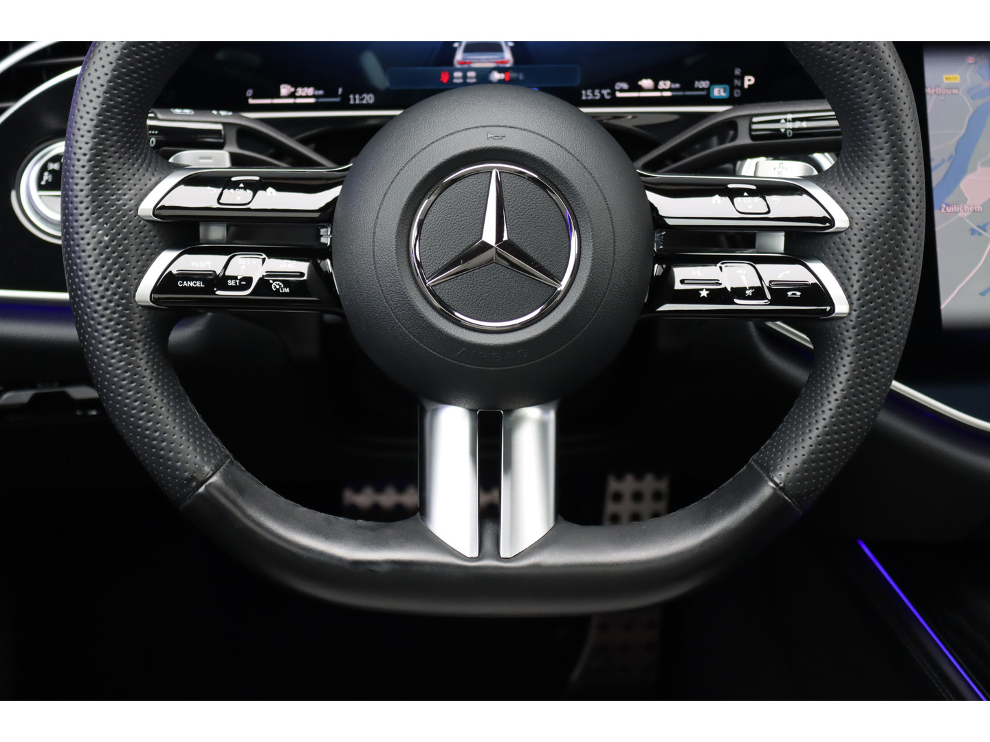 Mercedes-Benz Mercedes-Benz