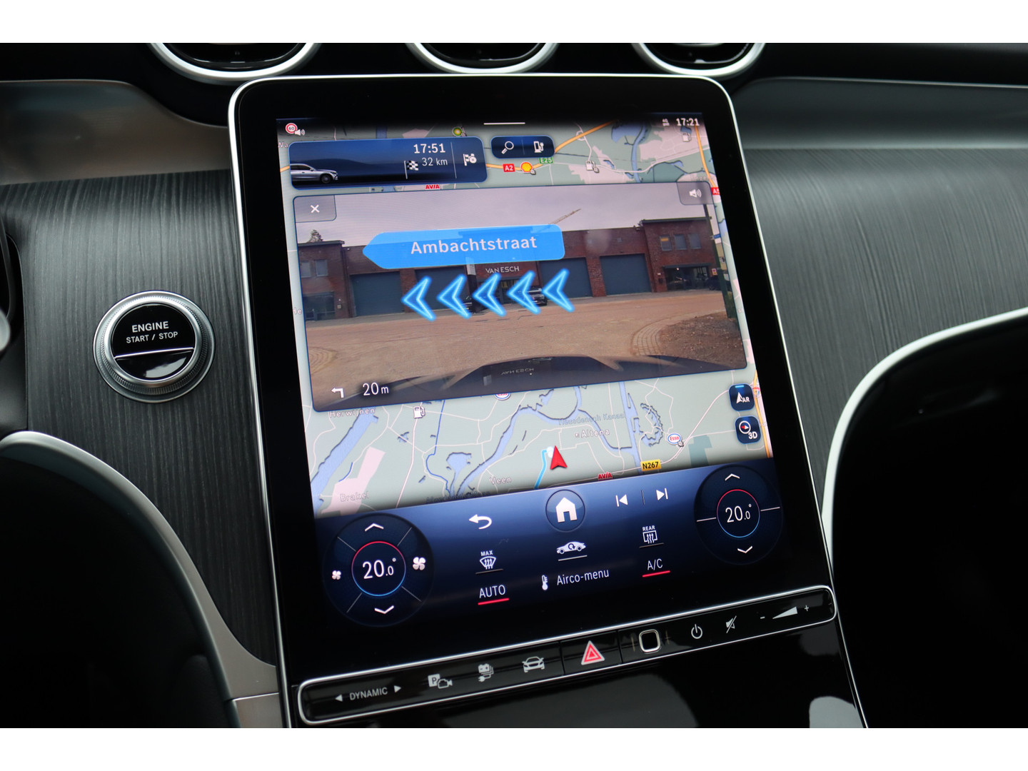 Mercedes-Benz Mercedes-Benz