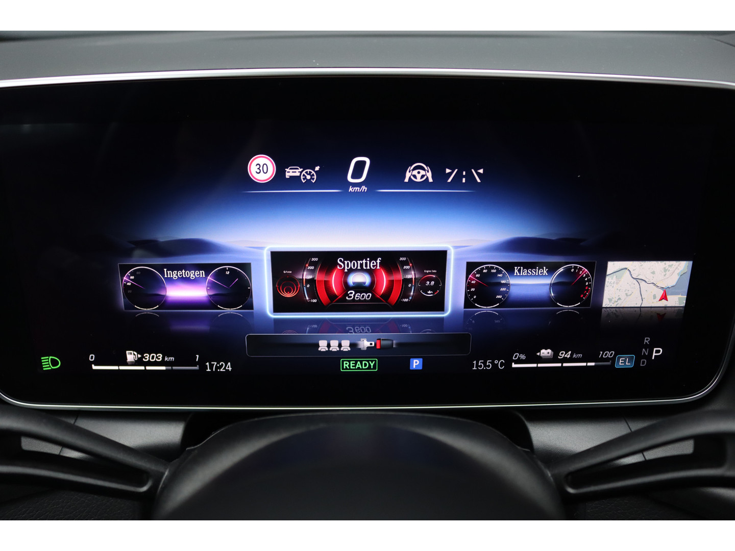 Mercedes-Benz Mercedes-Benz