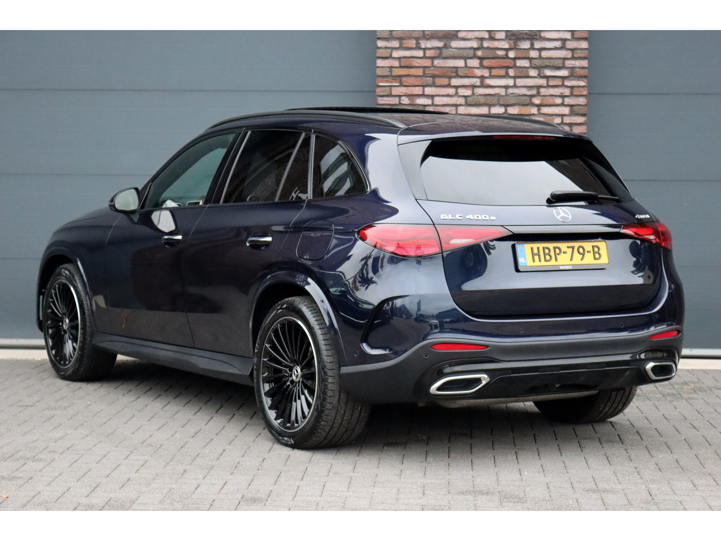 Mercedes-Benz Mercedes-Benz