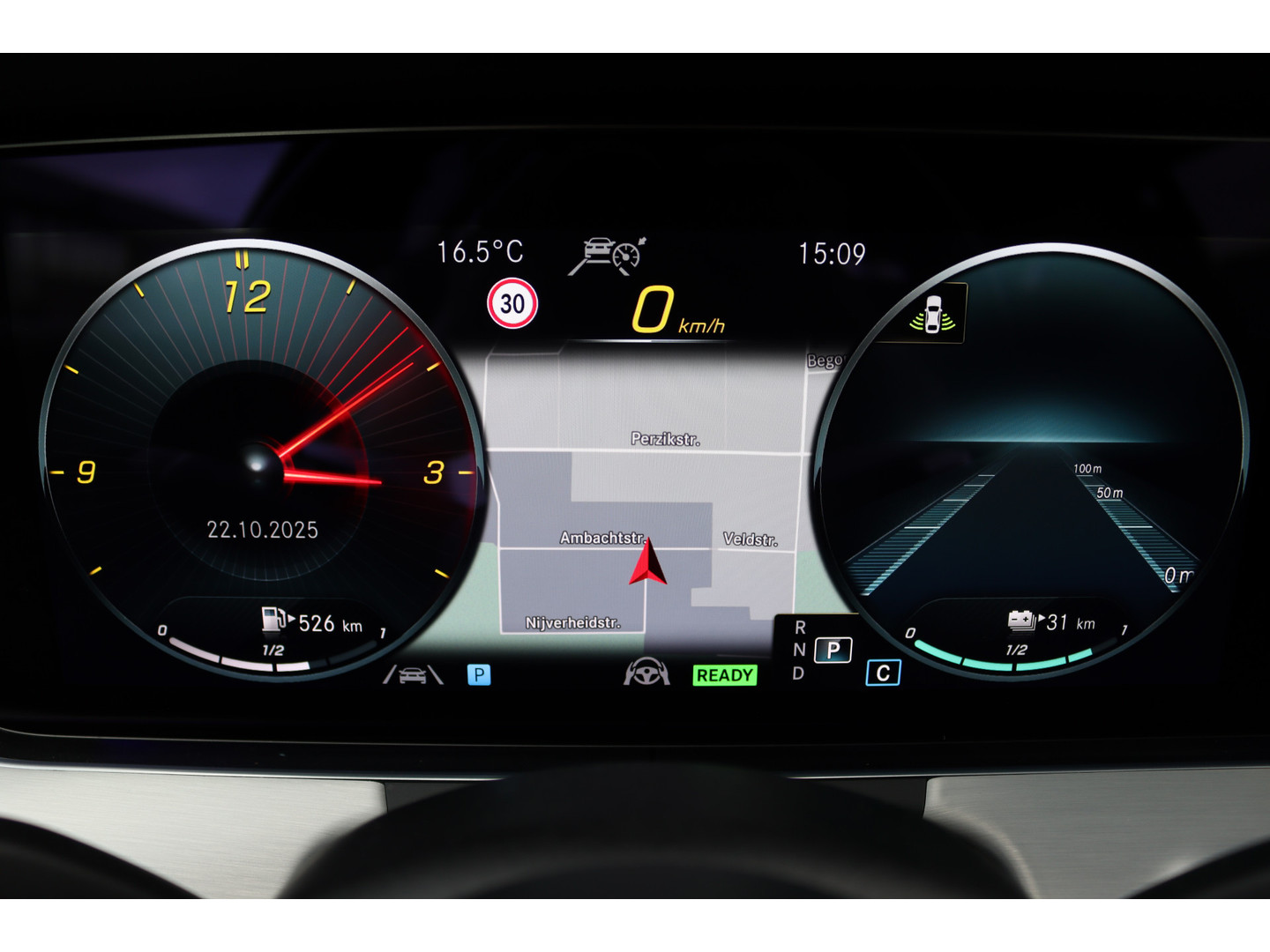 Mercedes-Benz Mercedes-Benz