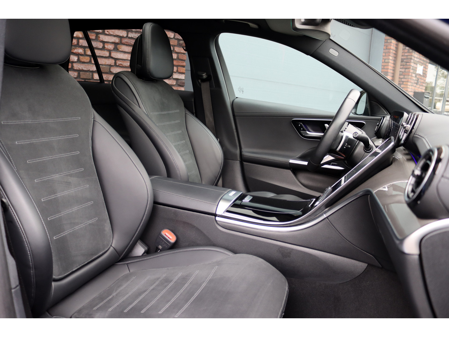 Mercedes-Benz Mercedes-Benz