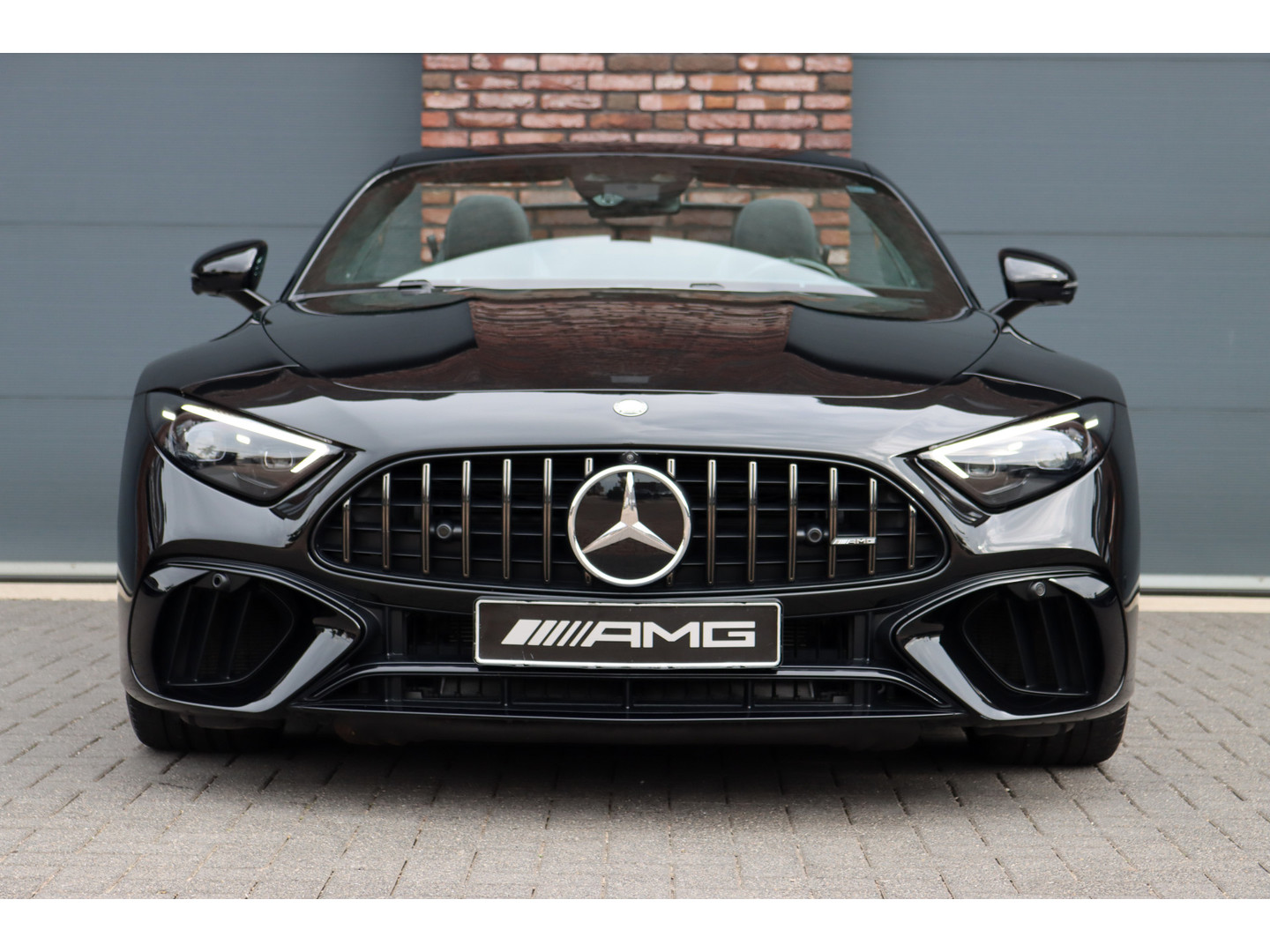 Mercedes-Benz Mercedes-Benz