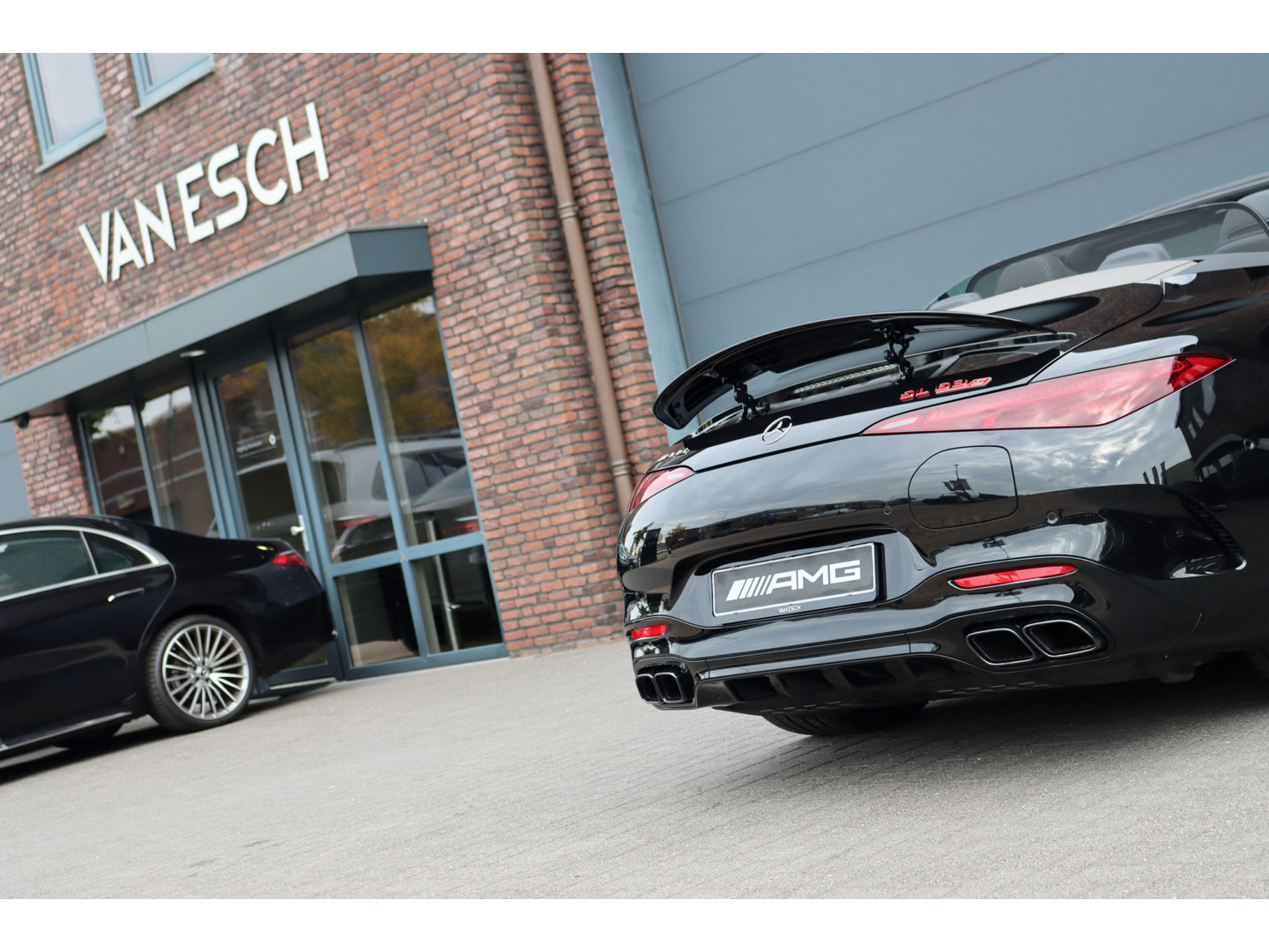 Mercedes-Benz Mercedes-Benz