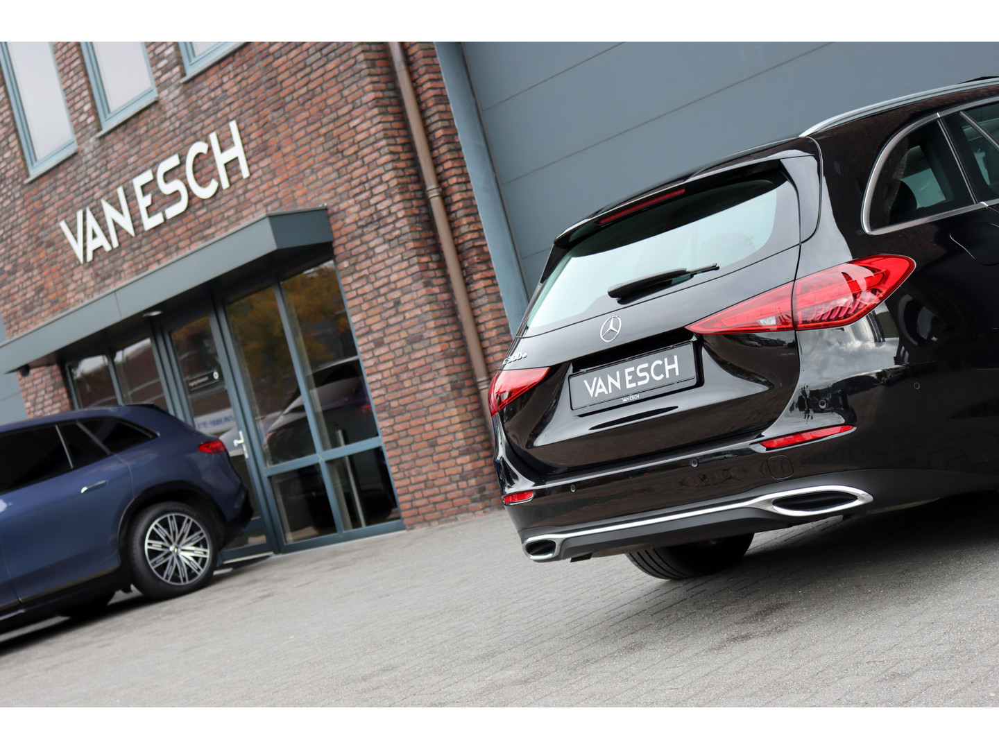 Mercedes-Benz Mercedes-Benz