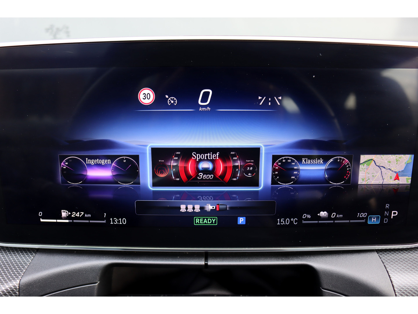 Mercedes-Benz Mercedes-Benz