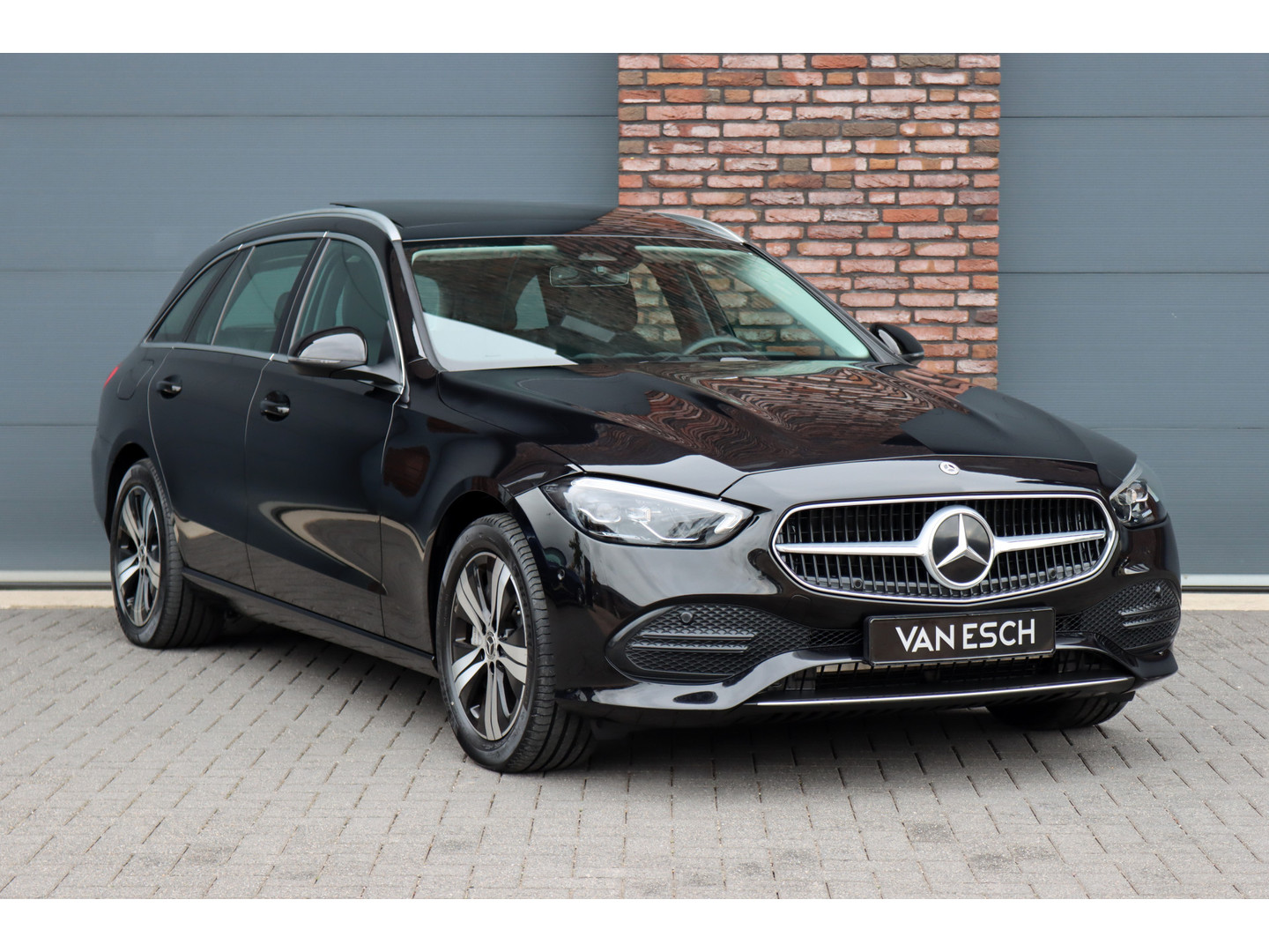 Mercedes-Benz Mercedes-Benz