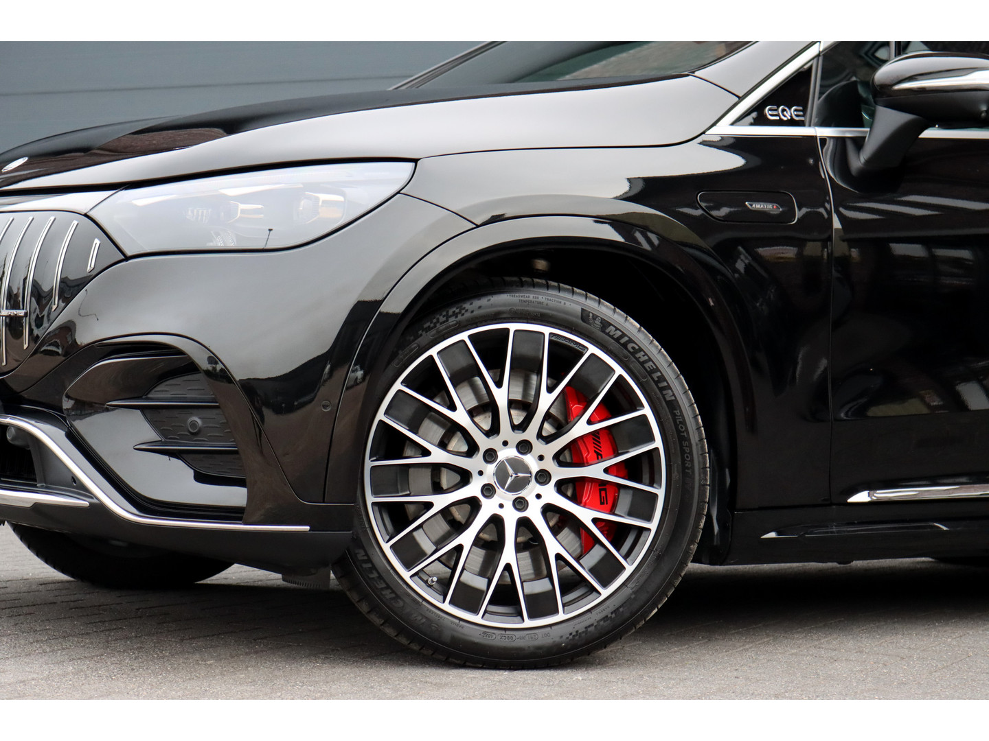 Mercedes-Benz Mercedes-Benz