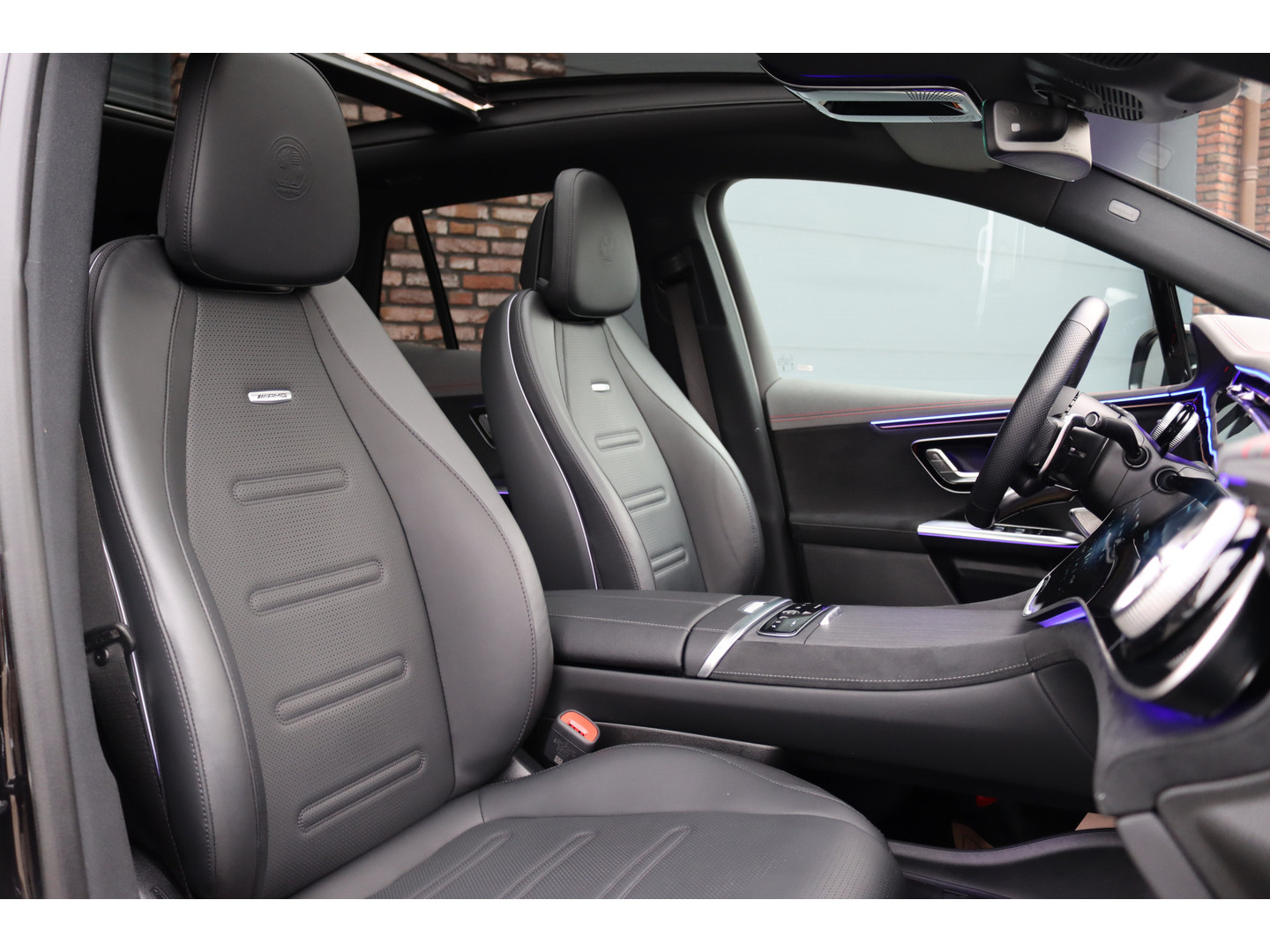 Mercedes-Benz Mercedes-Benz