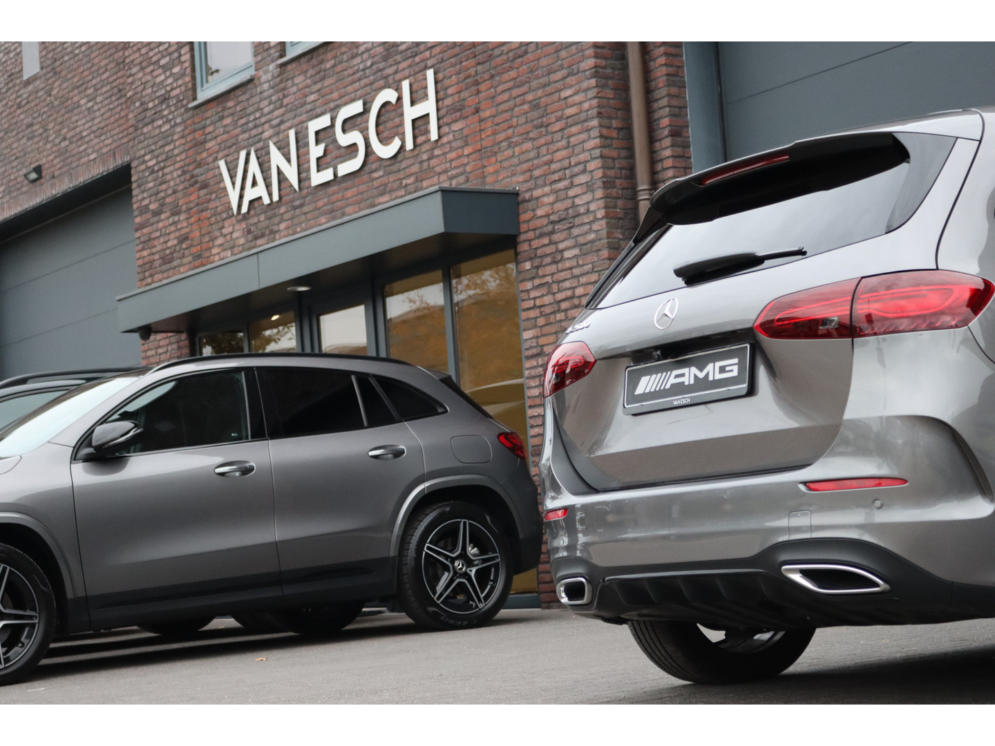 Mercedes-Benz Mercedes-Benz