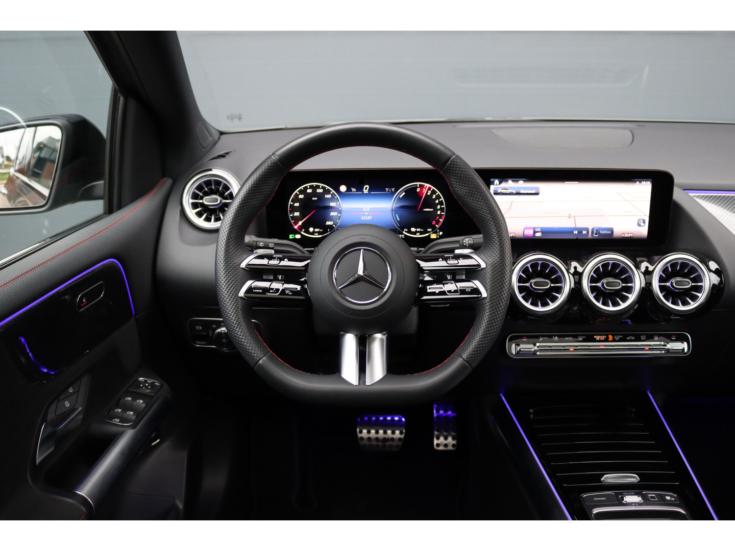 Mercedes-Benz Mercedes-Benz