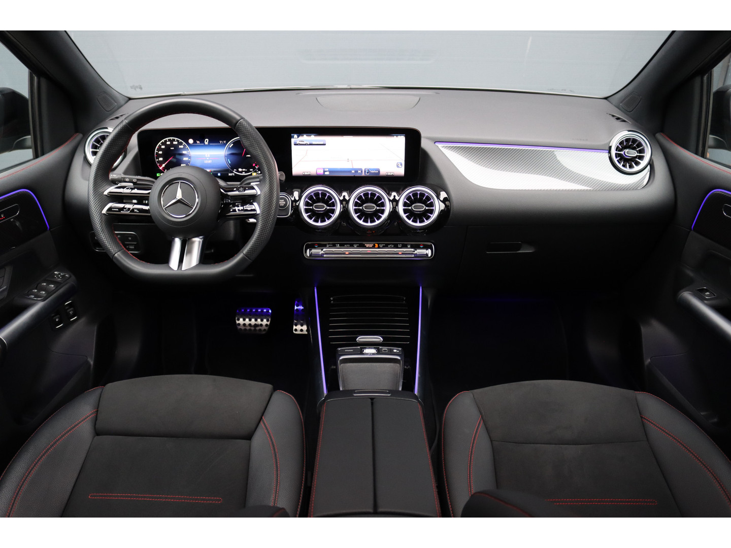 Mercedes-Benz Mercedes-Benz