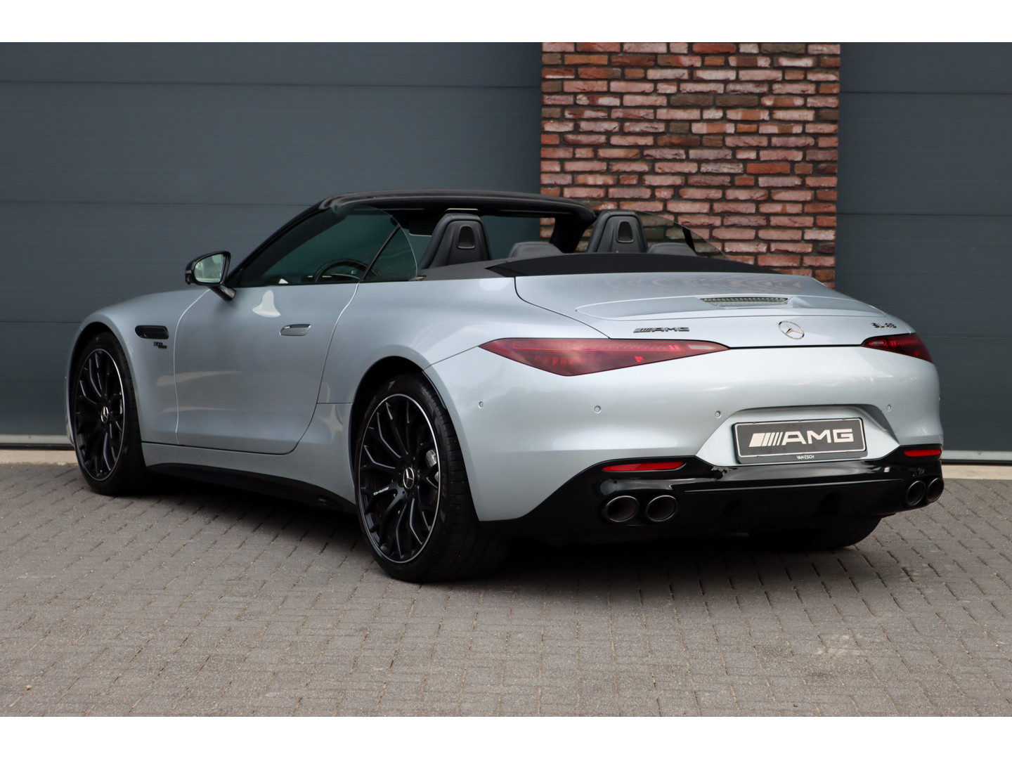 Mercedes-Benz Mercedes-Benz