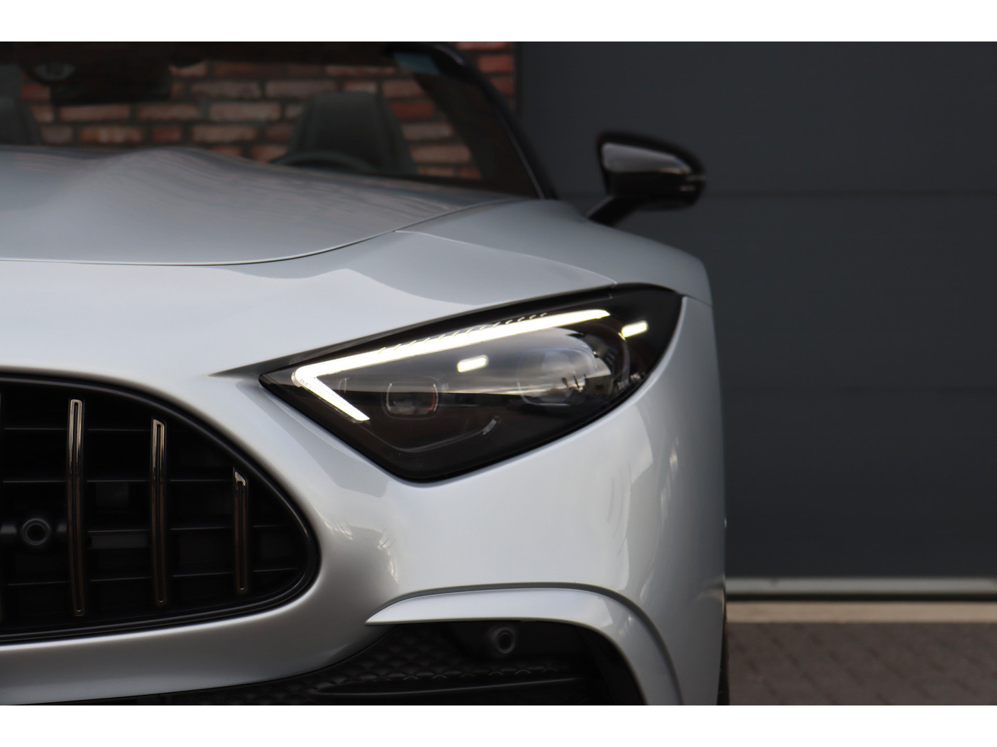 Mercedes-Benz Mercedes-Benz