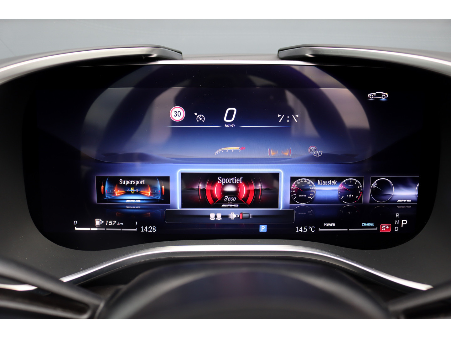 Mercedes-Benz Mercedes-Benz