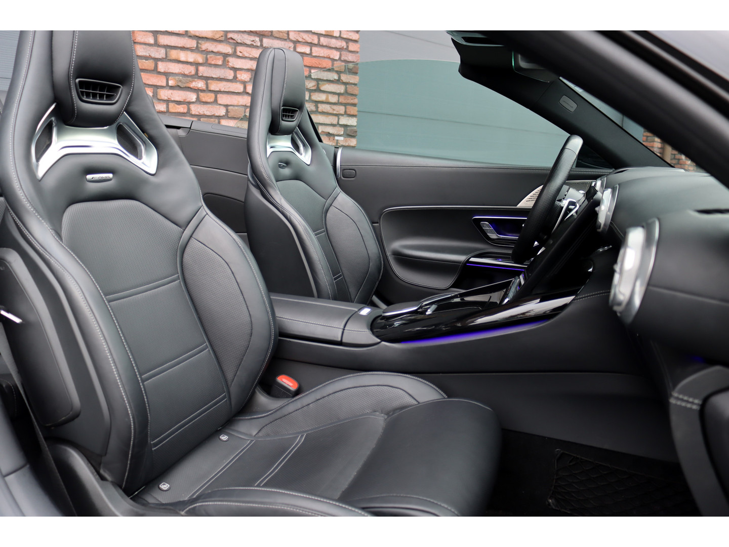 Mercedes-Benz Mercedes-Benz