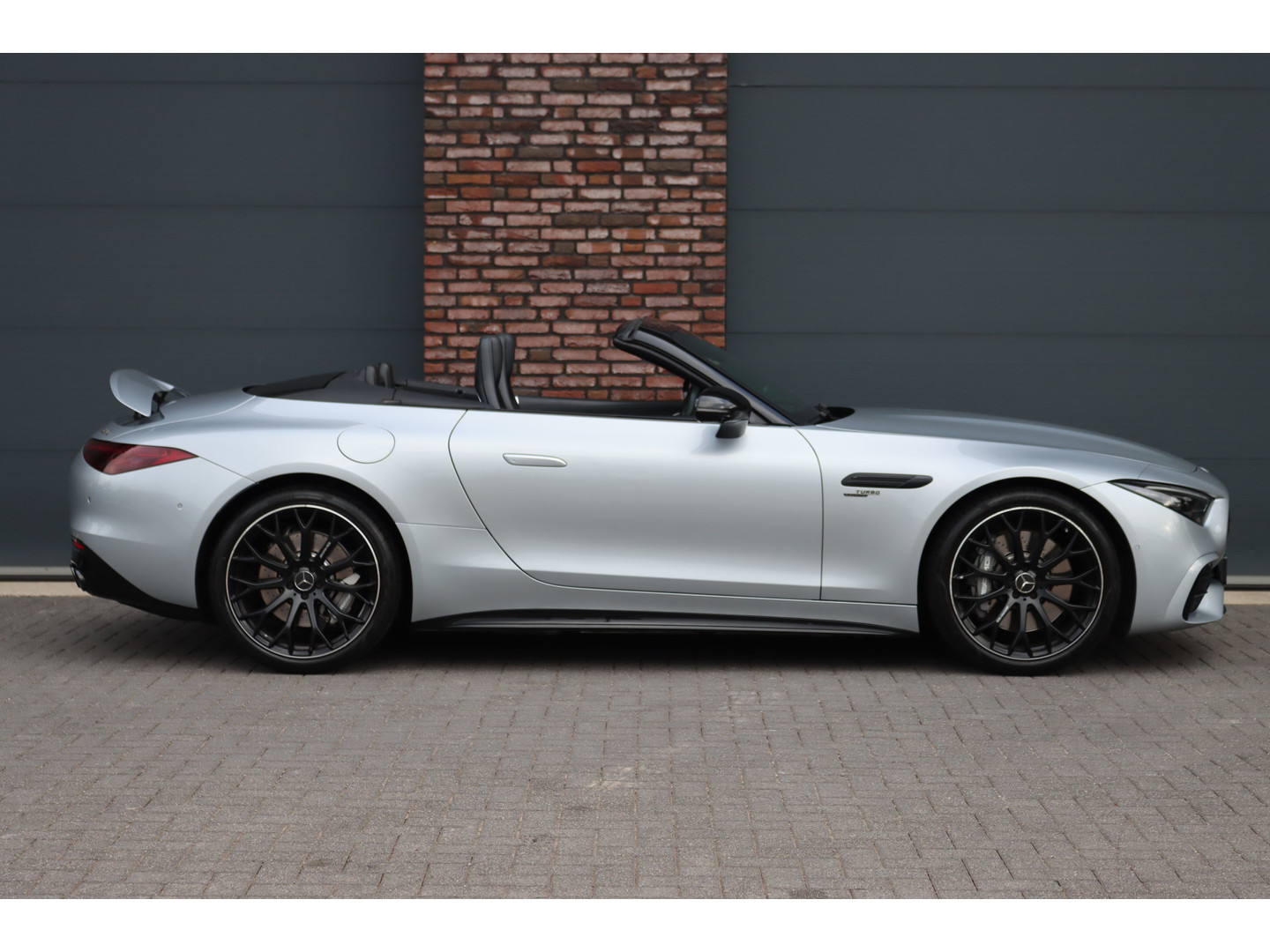 Mercedes-Benz Mercedes-Benz