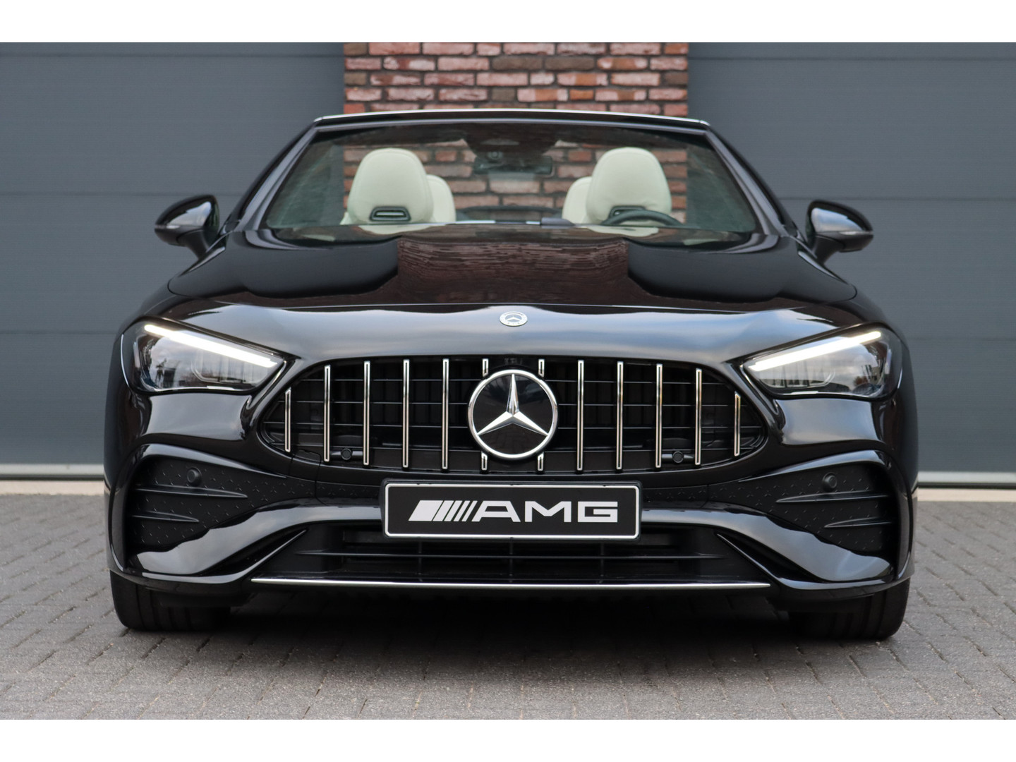 Mercedes-Benz Mercedes-Benz