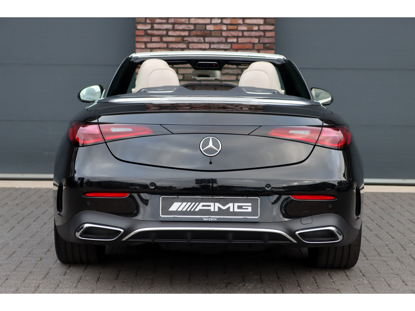 Mercedes-Benz Mercedes-Benz