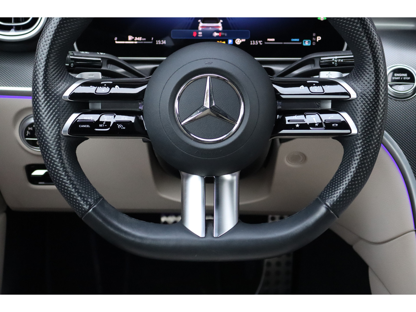 Mercedes-Benz Mercedes-Benz