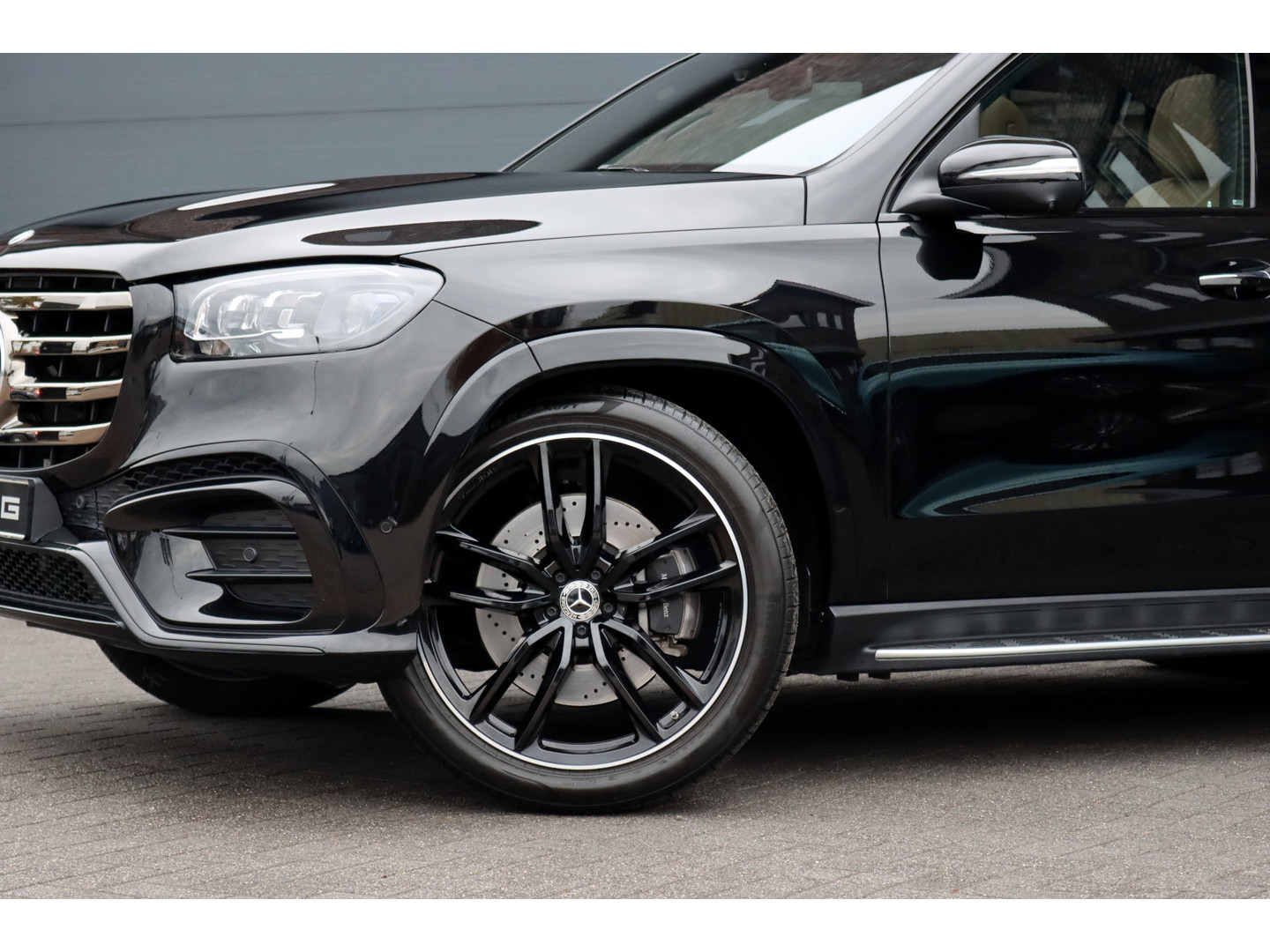 Mercedes-Benz Mercedes-Benz