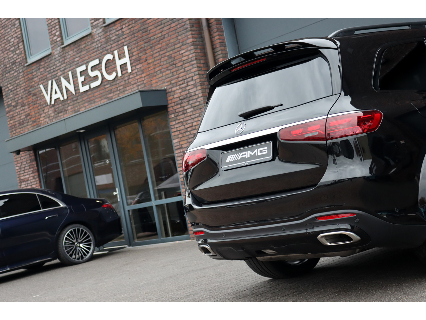 Mercedes-Benz Mercedes-Benz