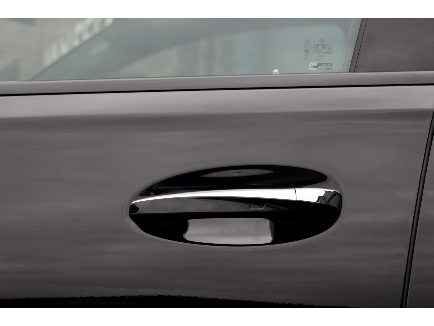 Mercedes-Benz Mercedes-Benz