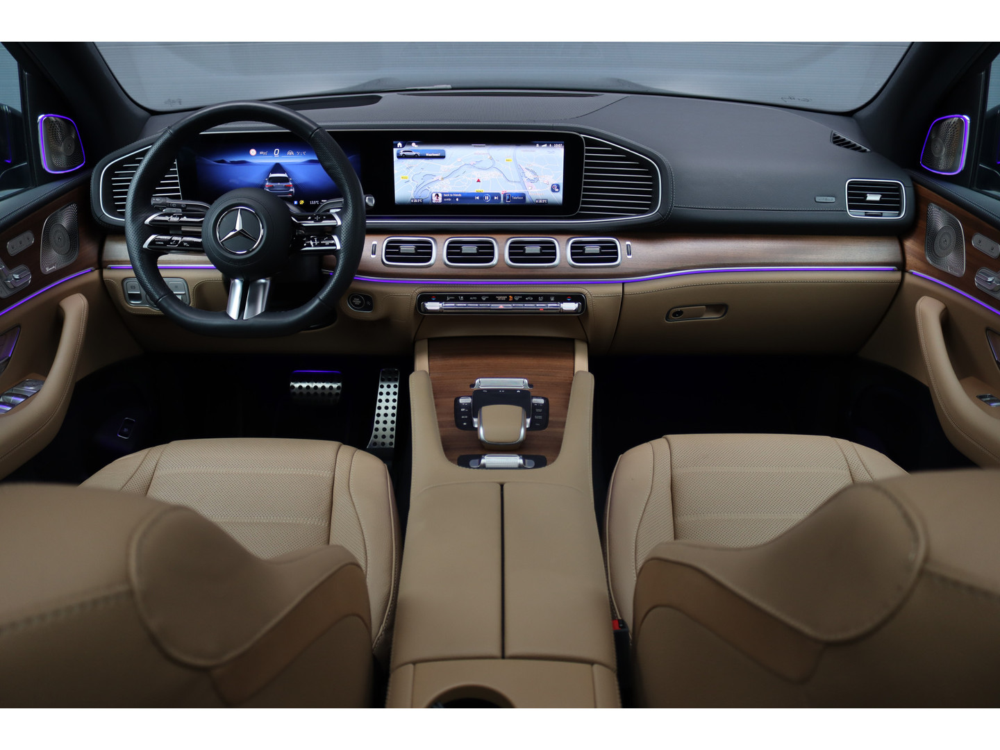 Mercedes-Benz Mercedes-Benz