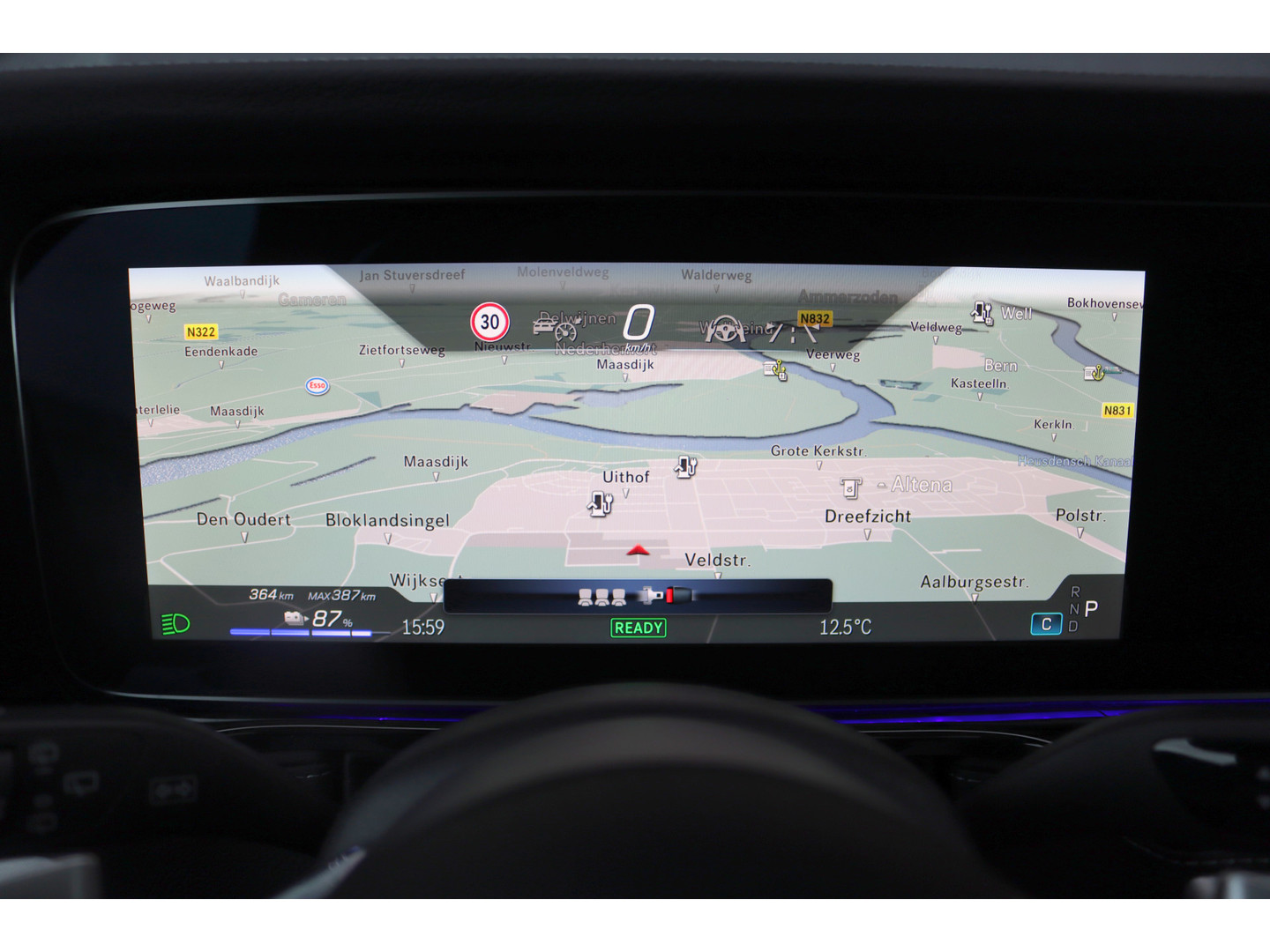 Mercedes-Benz Mercedes-Benz