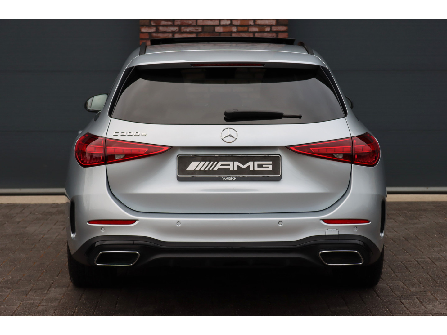 Mercedes-Benz Mercedes-Benz