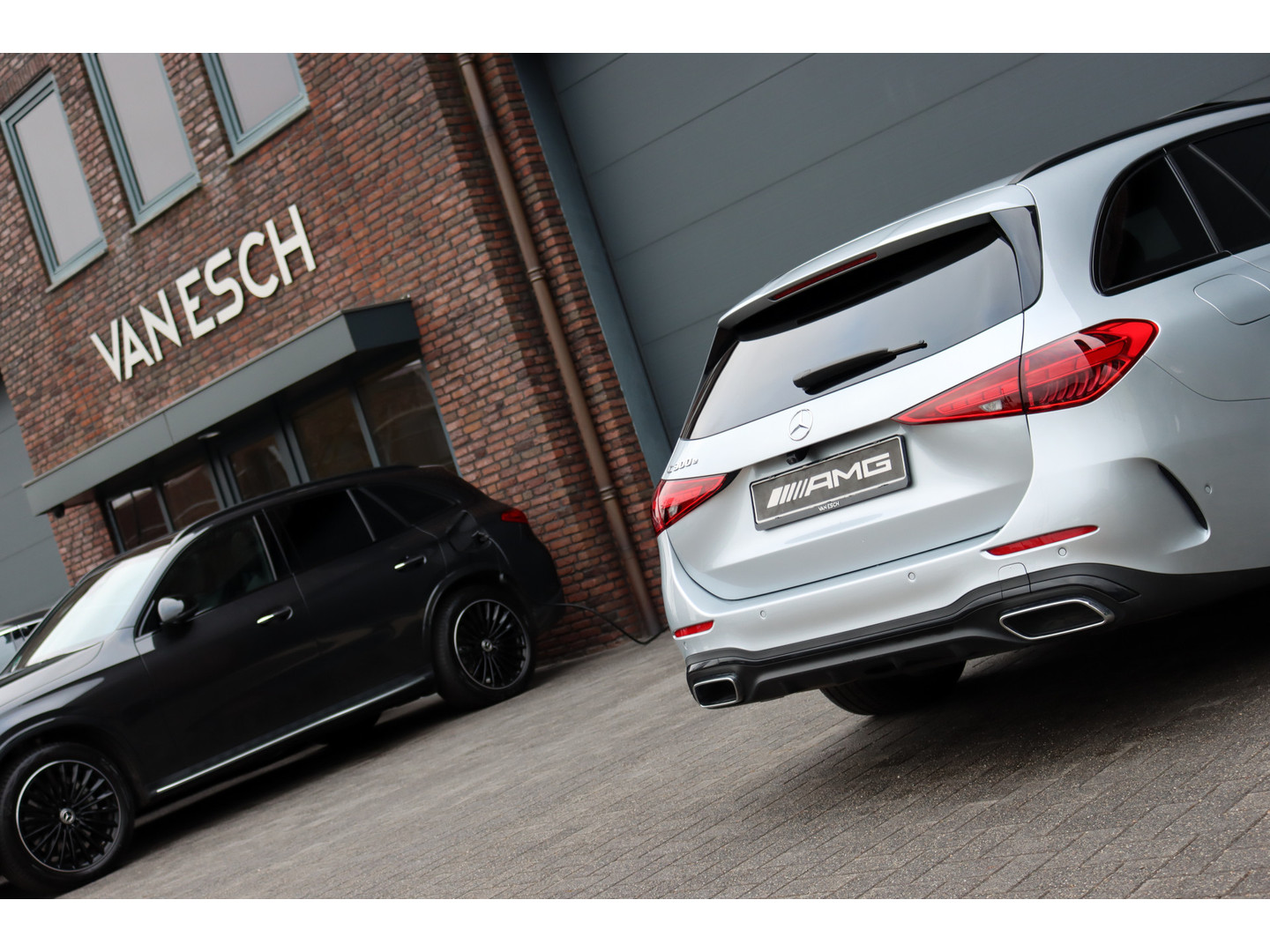 Mercedes-Benz Mercedes-Benz