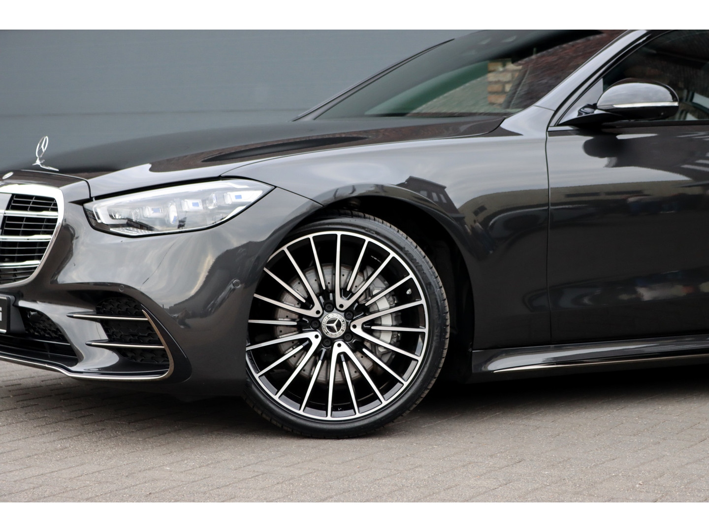 Mercedes-Benz Mercedes-Benz