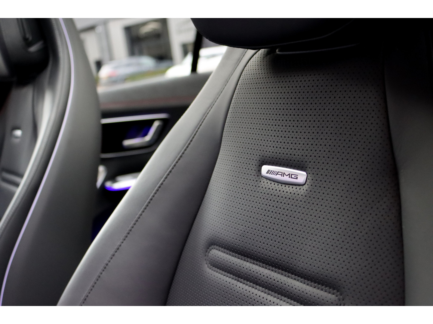 Mercedes-Benz Mercedes-Benz