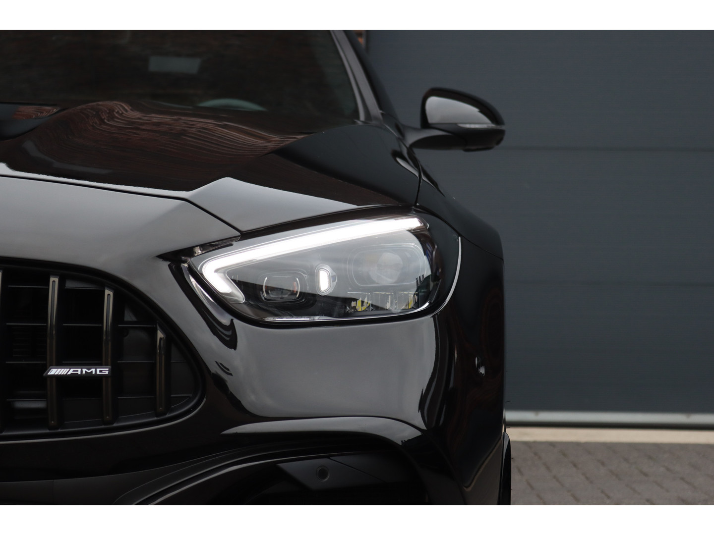 Mercedes-Benz Mercedes-Benz