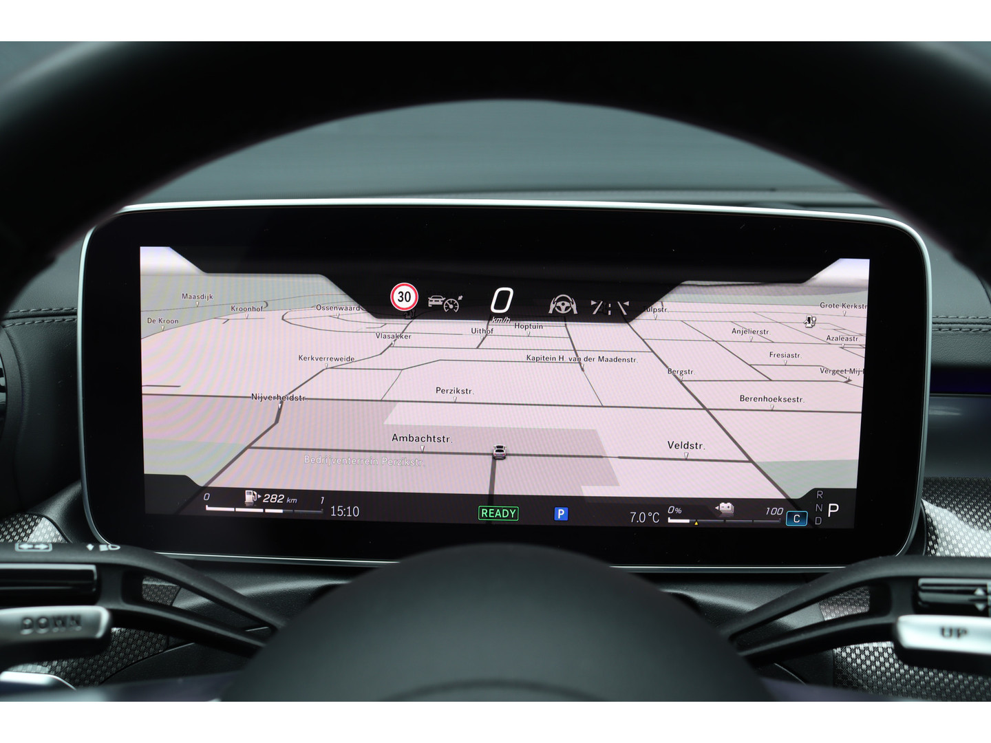 Mercedes-Benz Mercedes-Benz