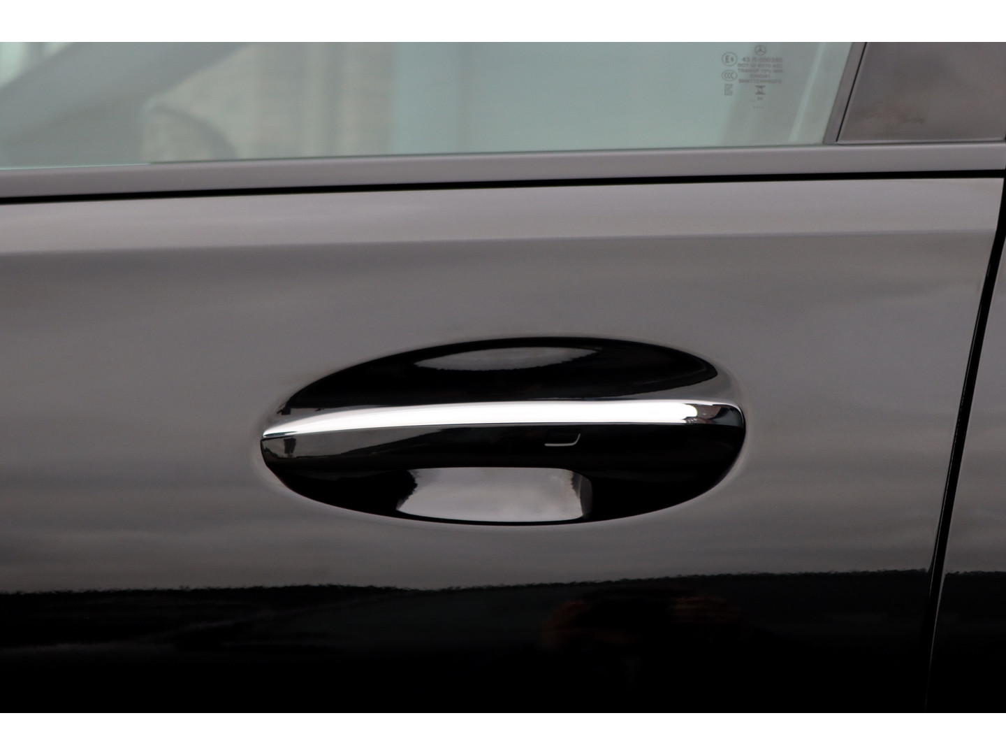 Mercedes-Benz Mercedes-Benz