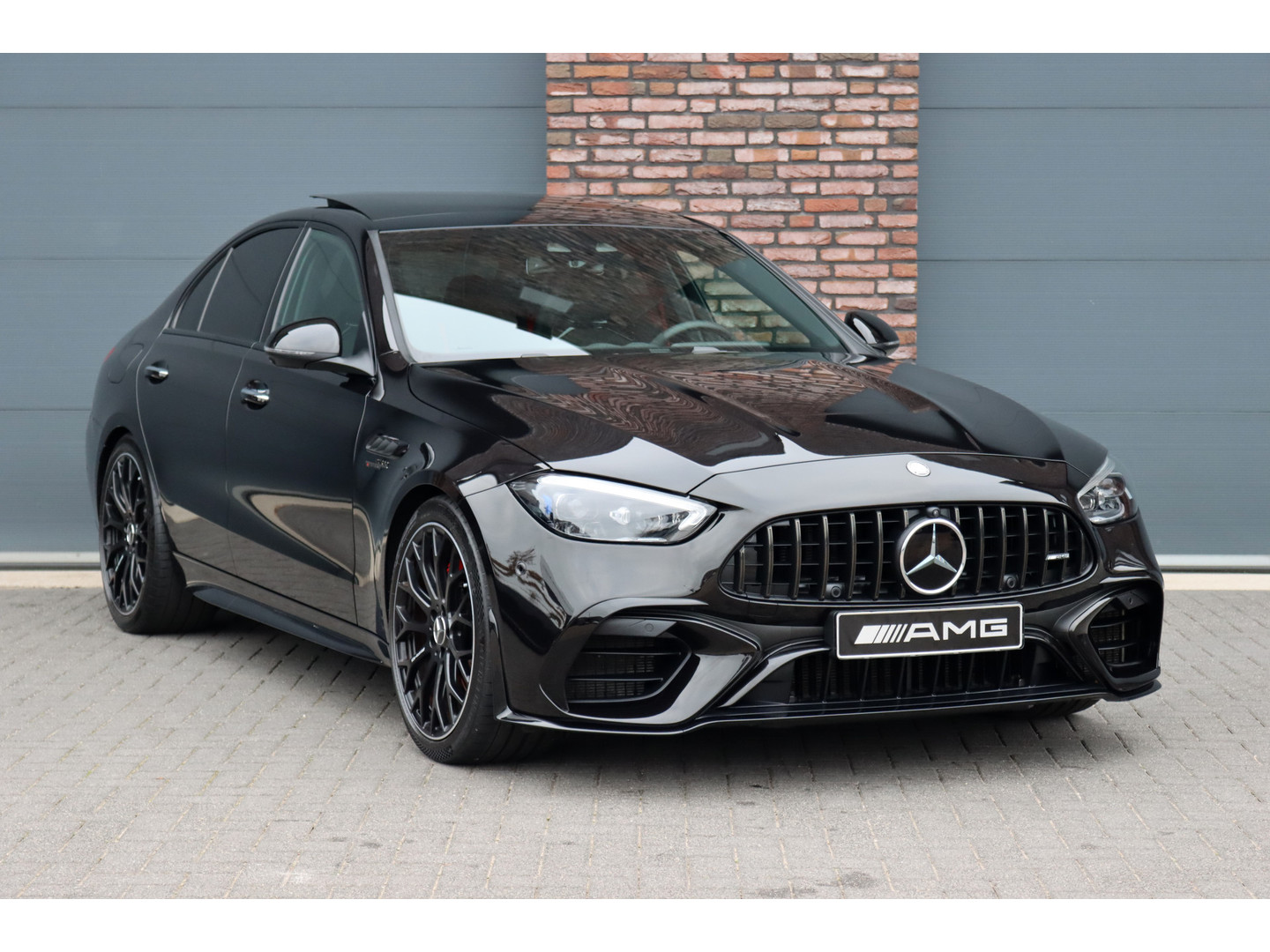 Mercedes-Benz Mercedes-Benz