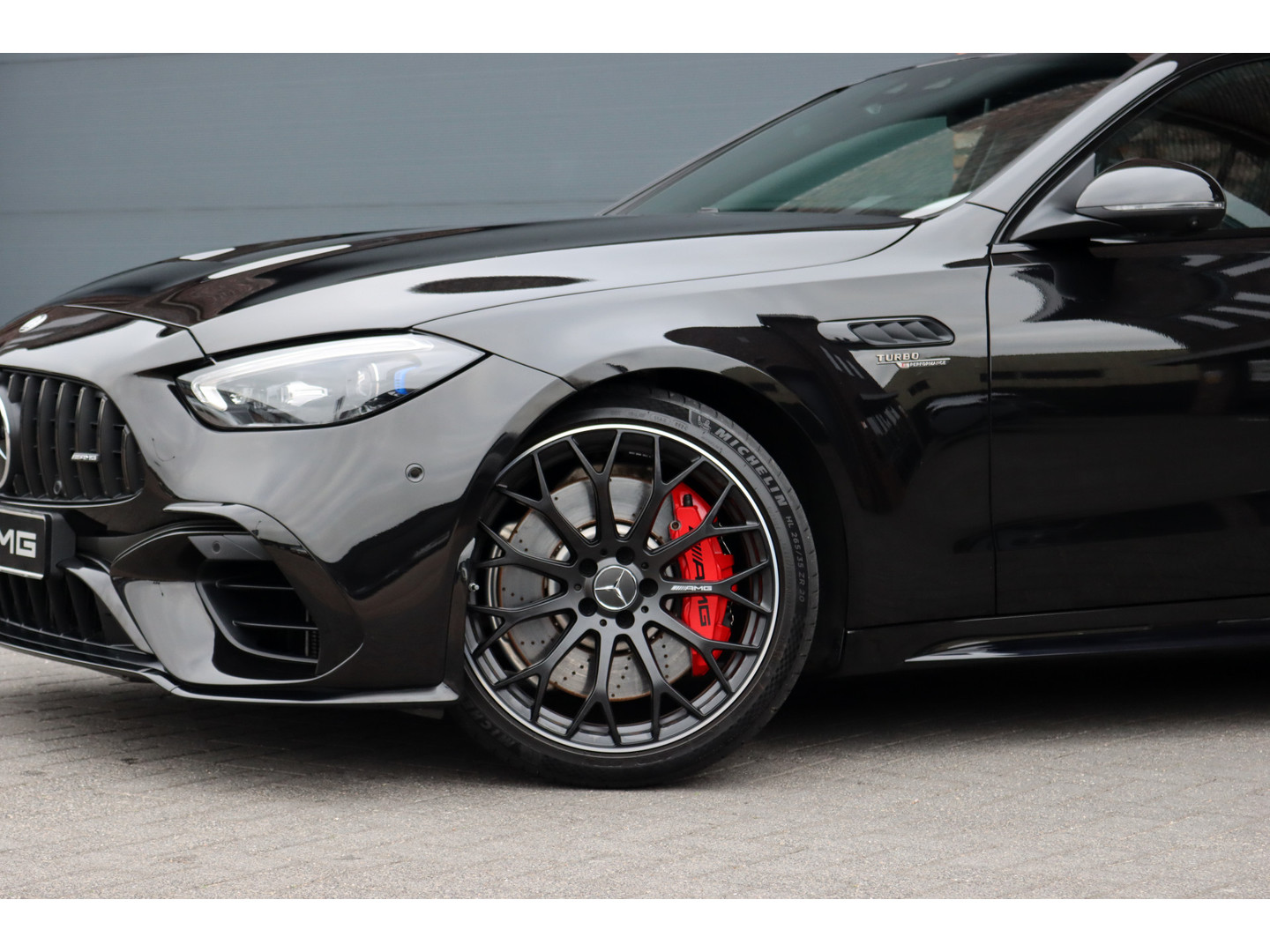 Mercedes-Benz Mercedes-Benz